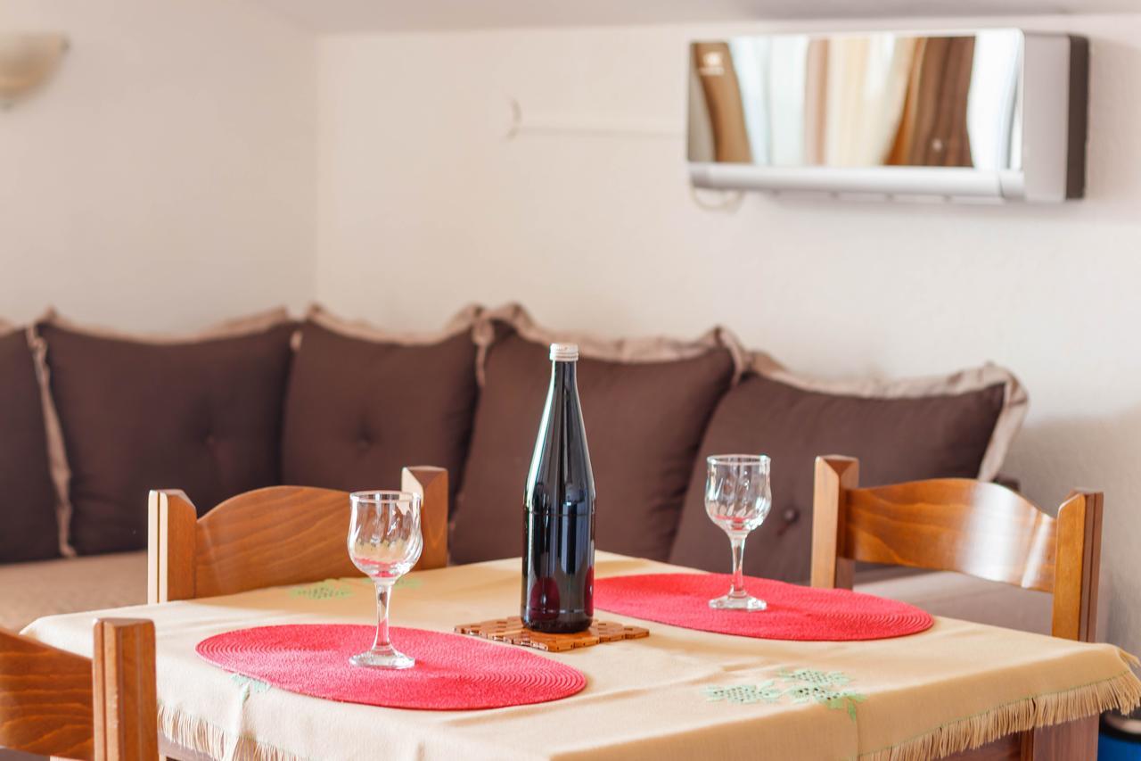 Apartmani Petar Тиват Екстериор снимка